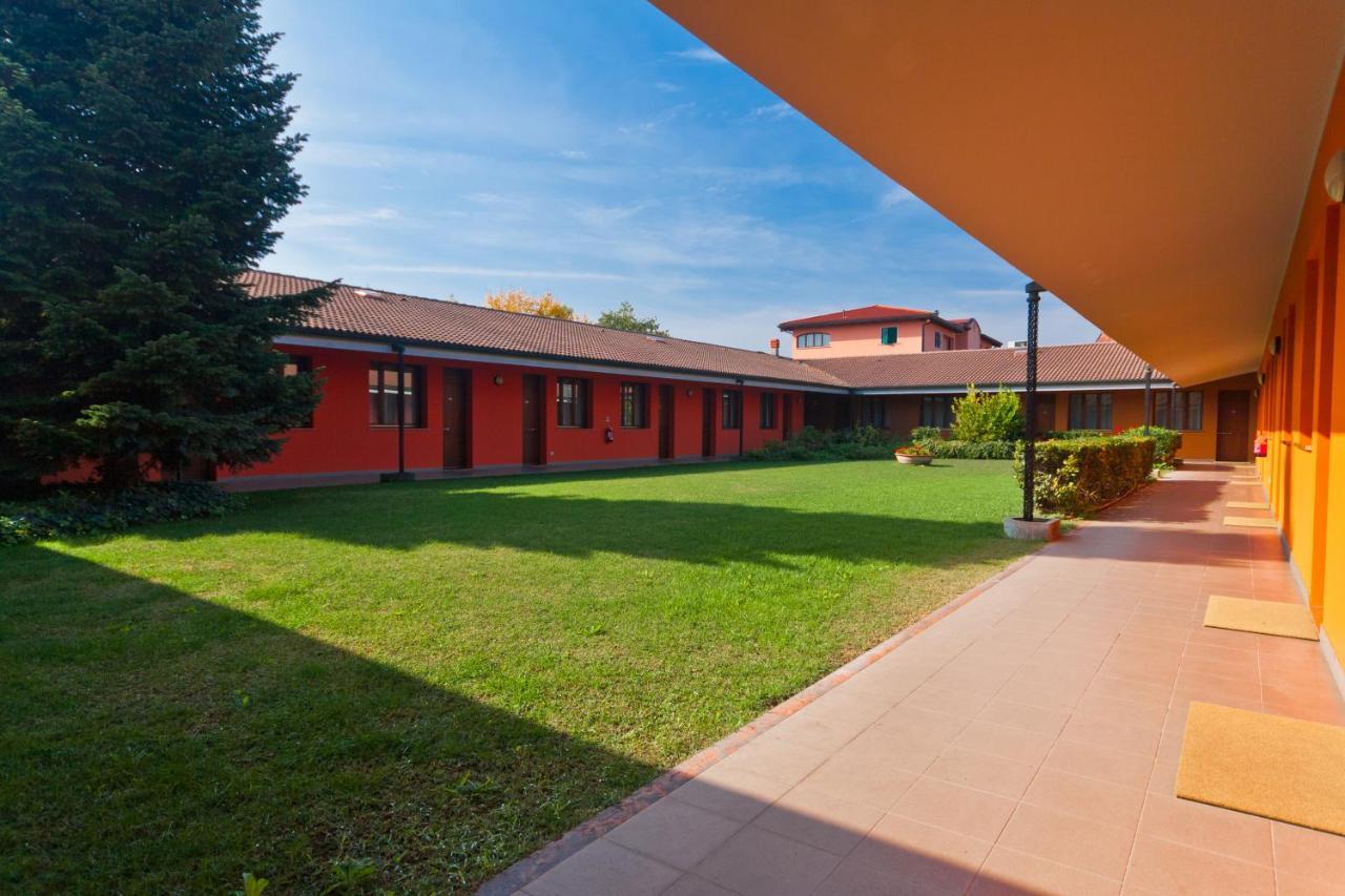 Hotel Campana Reggio Emilia Eksteriør bilde